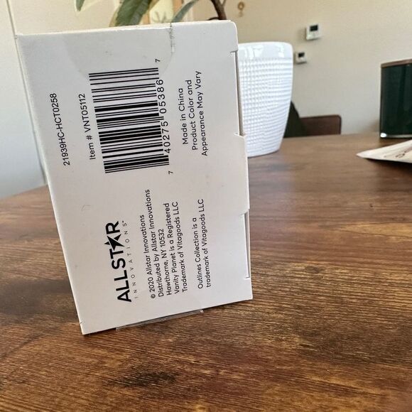 Vanity Planet Outlines Face & Body Ice Roller - Picture 2 of 6